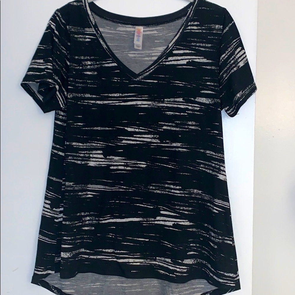 LulaRoe Classic-T